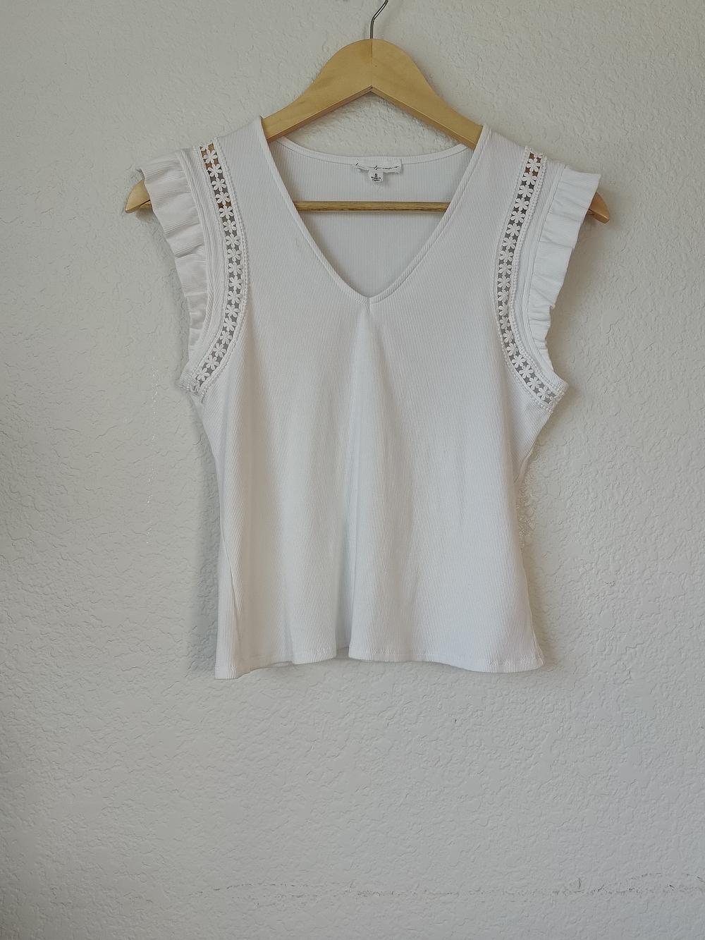 Love and Promises White Ribbed Ruffle V-Neck Top S